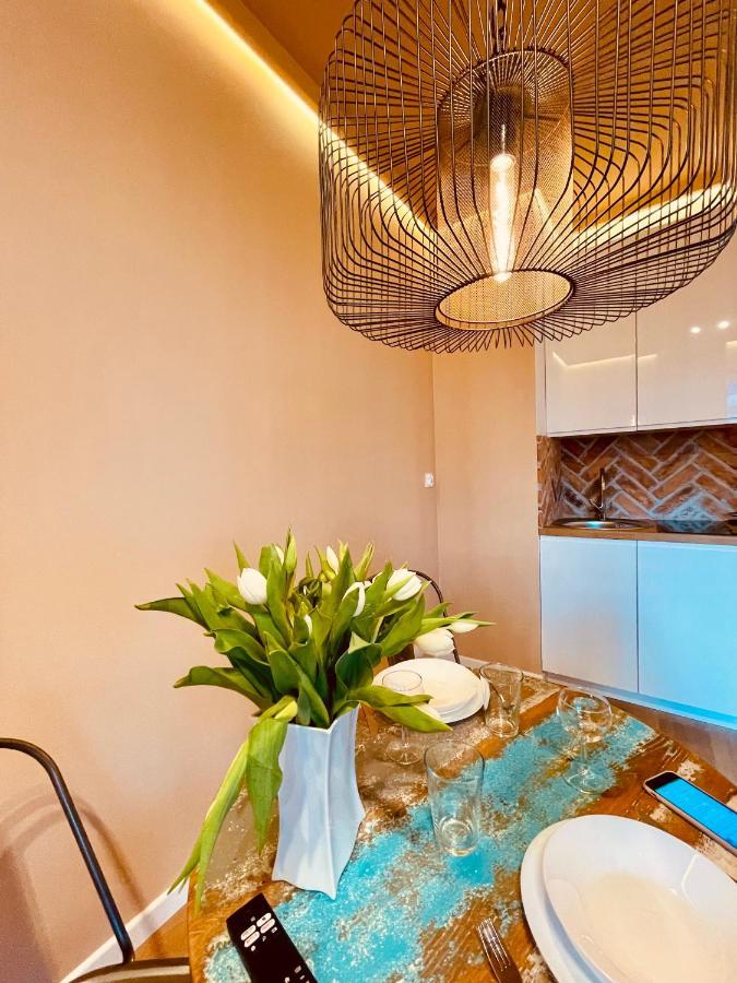 Uniejow Apartments ภายนอก รูปภาพ
